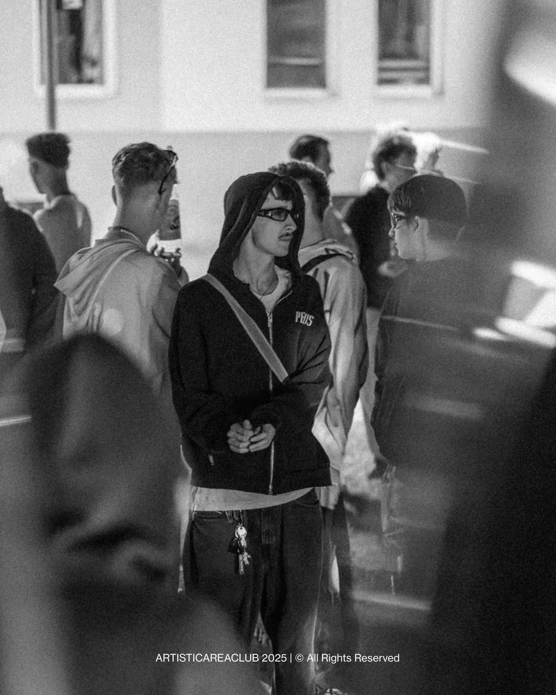 aac_show_photo_3.png